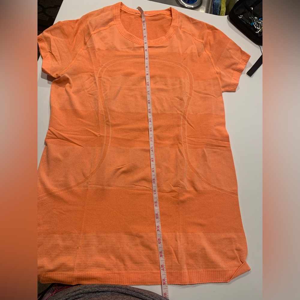 Lululemon swifly tech short sleeve orange top